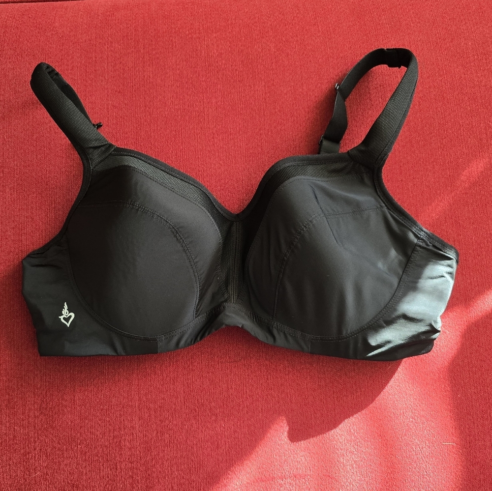 Torrid Black Women's Sport's Bra